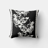 Luxury Black & White Baroque Floral クッション (正面)