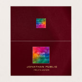 Luxury Burgundy Redあなたのロゴを折り畳んでアップロード 名刺 (外部フラット)