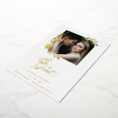 Luxury Chic Golden Branches Frame Photo Wedding 箔招待状 (回転した状態)