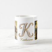 Luxury Cursive Gold White Initial  K + 2 PHOTO コーヒーマグカップ (中央)