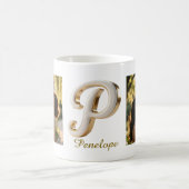 Luxury Cursive Gold White Initial P + 2 PHOTO コーヒーマグカップ (中央)