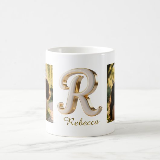 Luxury Cursive Gold White Initial  R + 2 PHOTO コーヒーマグカップ (中央)