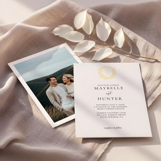 Luxury Floral Vine Crest Monogram Wedding Photo 箔招待状