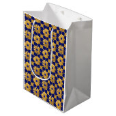 "Luxury Gold Floral Gift Bag – Elegant Wrapping fo ミディアムペーパーバッグ (正面アングル)