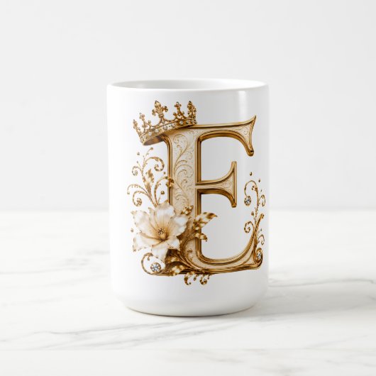 Luxury Gold Letter E Monogram with Crown & Lily Fl コーヒーマグカップ (中央)