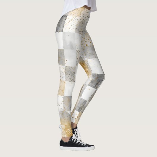 Luxury,Gold Pixels and Chessboard Leggings レギンス (右)