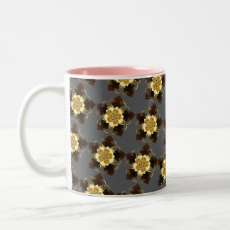 Luxury Golden Floral Mandala Ornamental Design ツートーンマグカップ