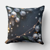 Luxury Holiday Pillow – Snowflake Design クッション (正面)