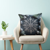 Luxury Holiday Pillow – Snowflake Design クッション (椅子)