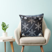 Luxury Holiday Pillow – Snowflake Design クッション (椅子)