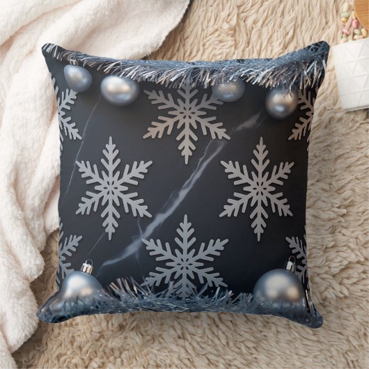 Luxury Holiday Pillow – Snowflake Design クッション (ブランケット)