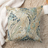 Luxury Leaves Pattern with Gold, Sage, Beige Color クッション (ブランケット)