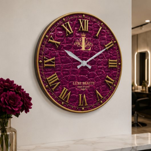 Luxury Magenta Crocodile Gold Elegant Monogram ラージ壁時計