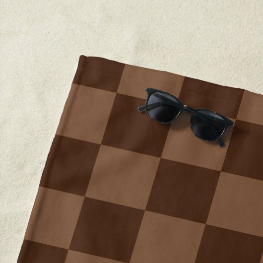 Luxury Red with Brown Checkered ビーチタオル (インサイチュ)