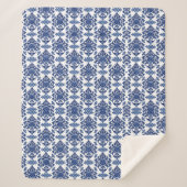 Luxury Royal Blue and White Baroque Floral Pattern シェルパブランケット (正面)
