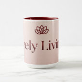 Lvely Living マグ (中央)