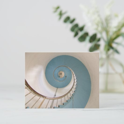 Lyngvik灯台はがきの螺旋階段 ポストカード (スタンド正面)