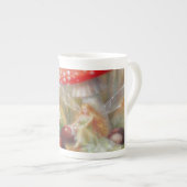 Lynne Bellchamber著秋の艶出しのティーカップ ボーンチャイナマグカップ (正面右)