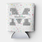 Mイニシャルパーソナライズされたシルバーモノグラムあなたの名前 缶クーラー (正面)