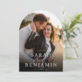 M写真モダン縦型シック日付2円弧を保存 招待状 (スタンド正面)