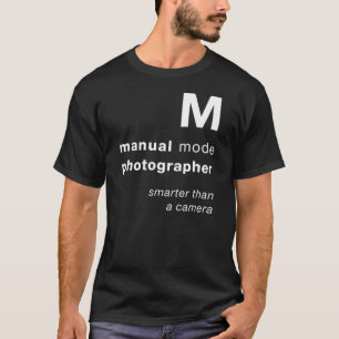 M =カメラより頭が切れる Tシャツ