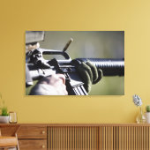 M-16A2の室から丸が飛び出す キャンバスプリント (インサイチュ (リビング))