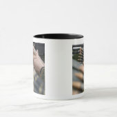 M-240Gから3000ラウンド以上が発射された マグカップ (中央)