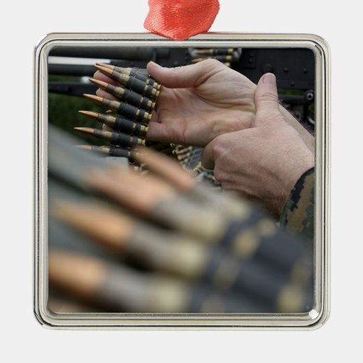 M-240Gから3000ラウンド以上が発射された メタルオーナメント (正面)