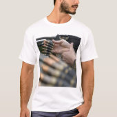 M-240Gから3000ラウンド以上が発射された Tシャツ (正面)