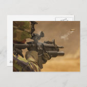 M-4ライフルから発射されるシェルケーシング ポストカード (正面/裏面)