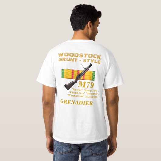 M-79擲弾兵- Woodstockのうなり声スタイルのワイシャツ Tシャツ (裏面フル)