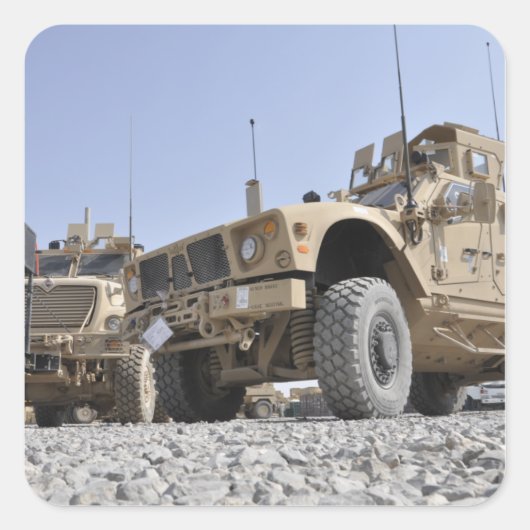 M-ATV鉱山耐性待ち伏せ車保護両 スクエアシール (正面)