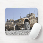 M-ATV鉱山耐性待ち伏せ車保護両 マウスパッド (マウス)