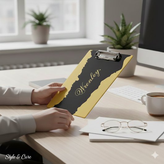 M Gold and Black Clipboard with Displayed Name クリップボード