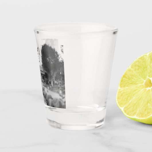 M+O ショットグラス (右)