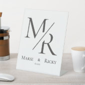 M & R | Our Initials Monogram  台座サイン (インサイチュ)