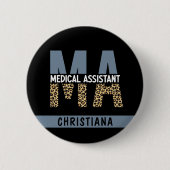 MA医療カスタムアシスタントLeopardプリント 缶バッジ (正面)