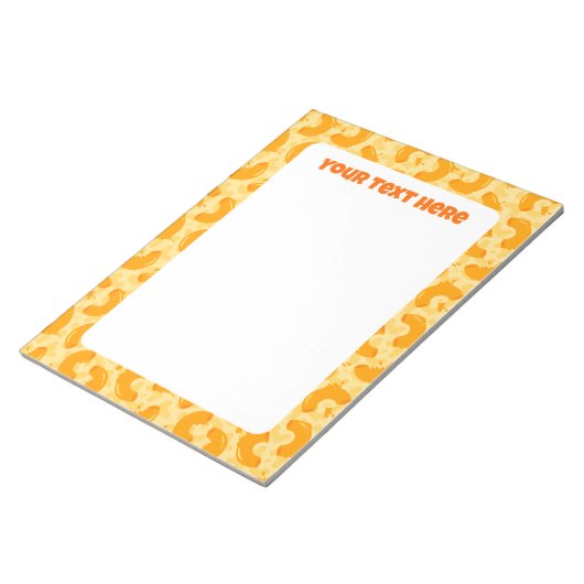 Macaroni and Cheese Pattern ノートパッド (アングル)