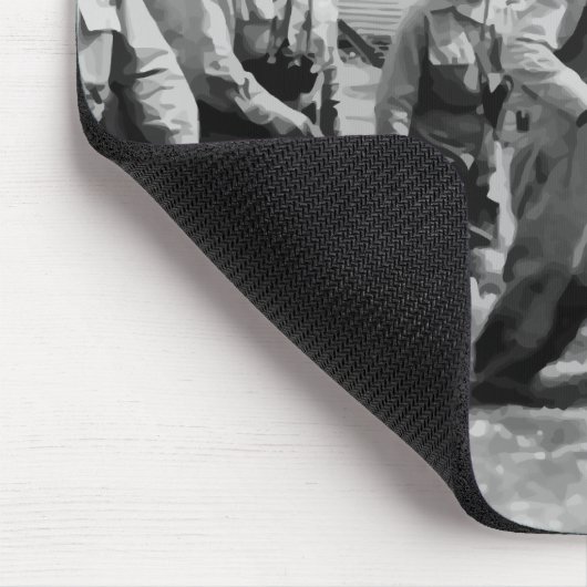 MacArthur Returns概要 マウスパッド (コーナー)