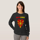 Macedonia Flag Holiday Macedonia Heart Macedonian  Tシャツ (正面フル)