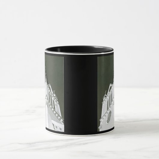 Mackinacの島のセントアンのカトリック教会 マグカップ (中央)