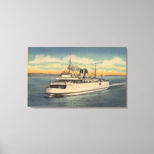 Mackinaw City, MI - View of City of Petoskey キャンバスプリント (正面)