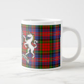 MacPherson/McPhersonバッジ(タータンチェック付き) パーソナライズされた ジャンボコーヒーマグカップ (右)