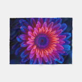 Macro Crystalline Cascade フリースブランケット (正面(横))