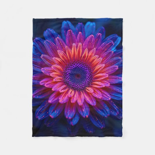 Macro Crystalline Cascade フリースブランケット (正面)