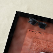 Macro Photograph of Snail on Terracotta ビーチタオル (インサイチュ)