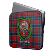 MacTavish Scottish Clan Tartan and Crest ラップトップスリーブ (正面左)
