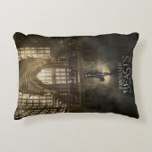 MACUSA™本社のNEWT SCAMANDER™ アクセントクッション (正面)