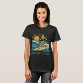 Made For Waves | Retro California Surf Girl Pin-Up Tシャツ (正面フル)