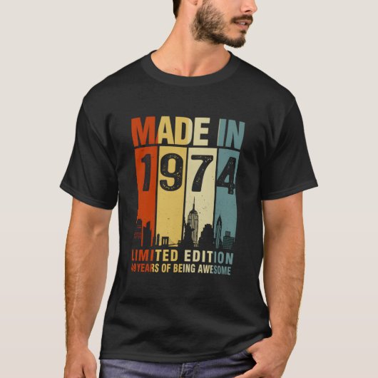 Made In 1974 49 Years Of Being Awesome Tシャツ (正面)